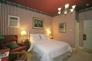 Albert House Bed & Breakfast Ottawa